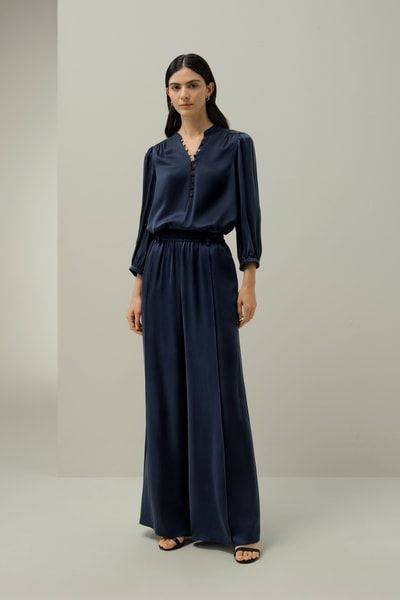 Elegante Seidenhose mit weitem Bein