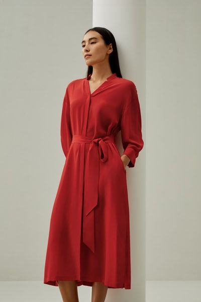 Elegantes Hemdblusenkleid aus Seiden-Crepe