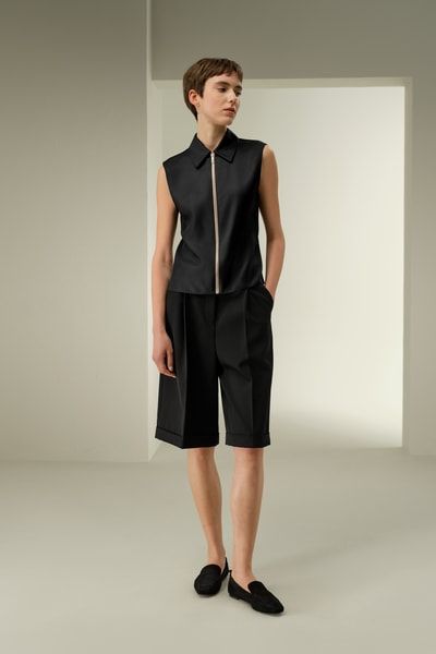 Elegante ärmellose Seidenweste mit Reißverschluss