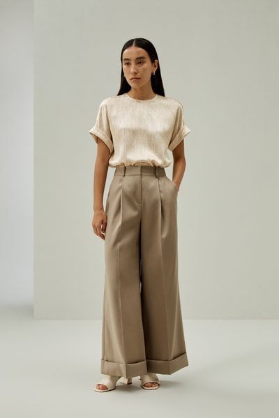 Eleganter Kurzarm-Top aus Seidensatin