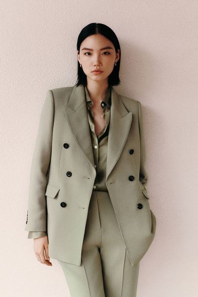 Zweireihiger Blazer aus Seide und Wolle