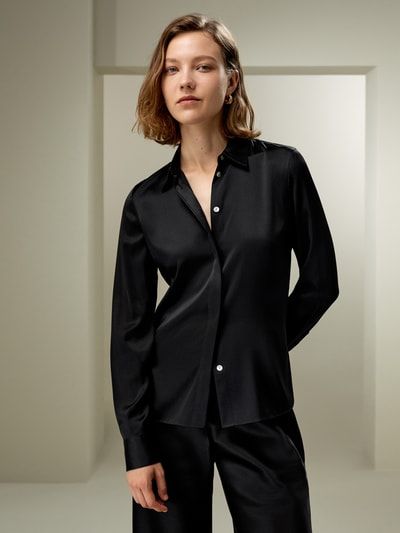 Elegantes Tailliertes Seidensatin Hemd