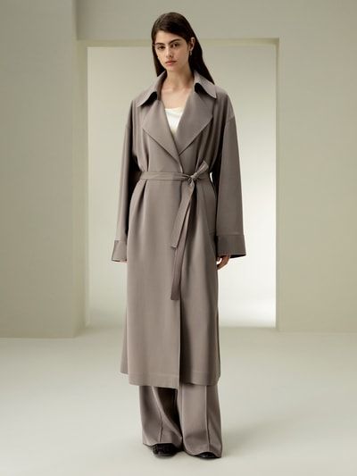 Minimalistischer Oversize-Trenchcoat aus Seidenmix