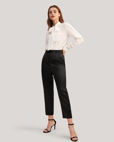 Zigarettenhose aus Seide mit hoher Taille