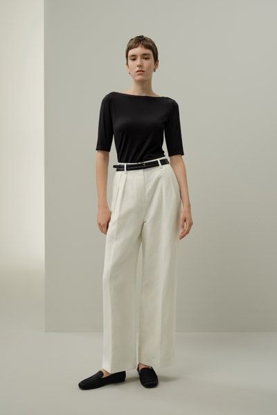 Elegantes Seidenjersey mit U-Boot-Ausschnitt