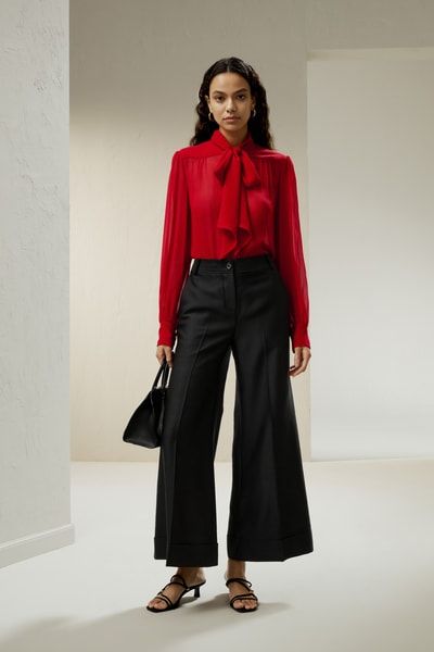 Elegante Seidenbluse mit Schluppe