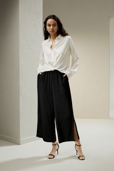 Elegante Seidenbluse mit Saumfalten