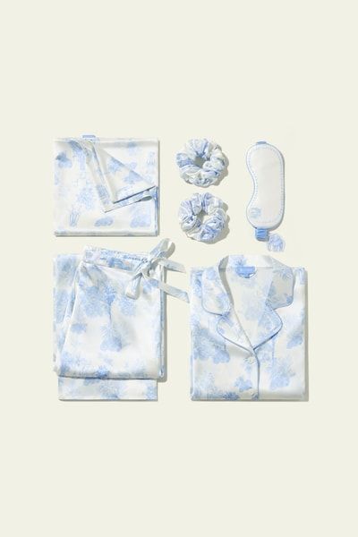 Elegantes Seiden-Schlafset mit Blumenmuster