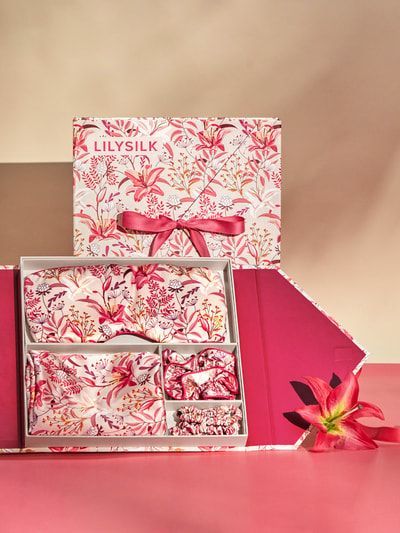 Florales Seiden-Schlaf- und Haar-Set