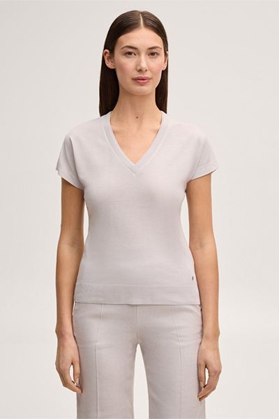 Minimalistisches Top mit V-Ausschnitt