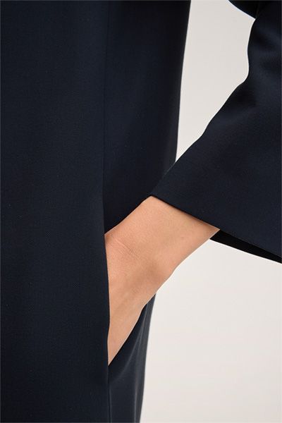 Minimalistisches Crepe-A-Linien-Shiftkleid