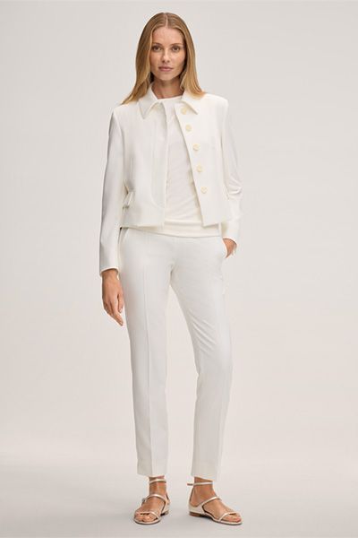 Elegante Crepe-Hose mit Bügelfalte