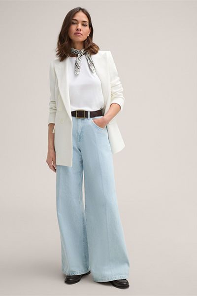Marlene-Jeans mit weitem Bein
