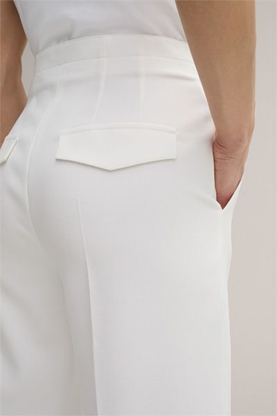 Elegante Crepe-Culotte mit Bügelfalten