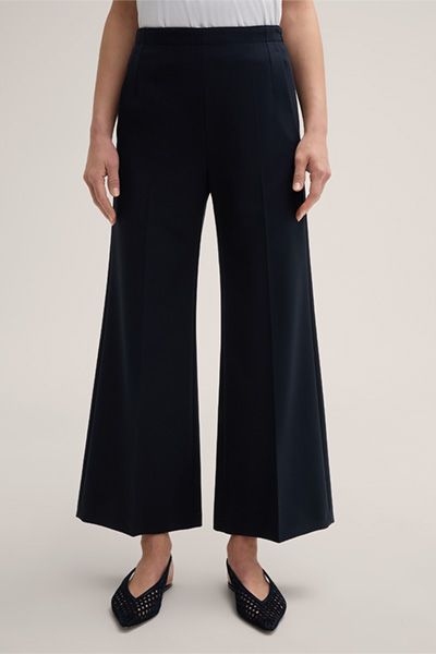 Moderne Weitbein-Crepe-Culotte