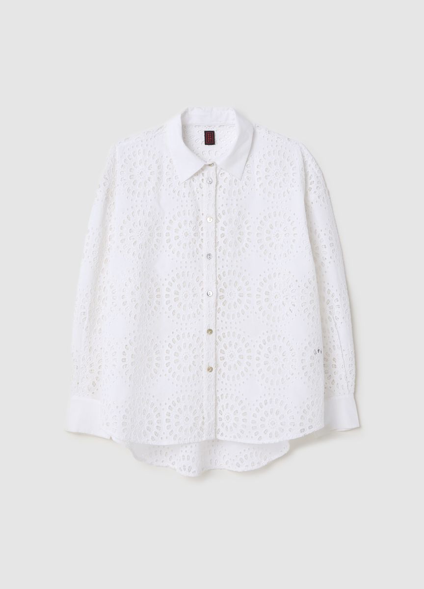 Minimalistischer Strickpullover mit V-Ausschnitt