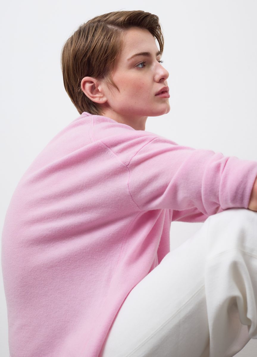 Kurzärmeliges Stricktop mit Stehkragen