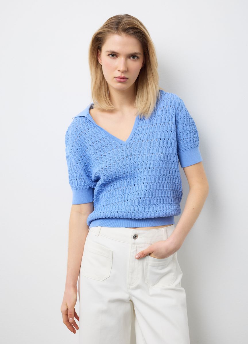 Kurzärmeliges Stricktop mit Stehkragen
