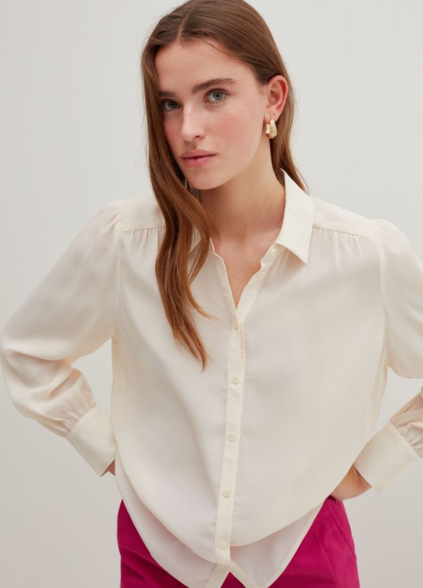 Klassischer Strick-Cardigan mit V-Ausschnitt