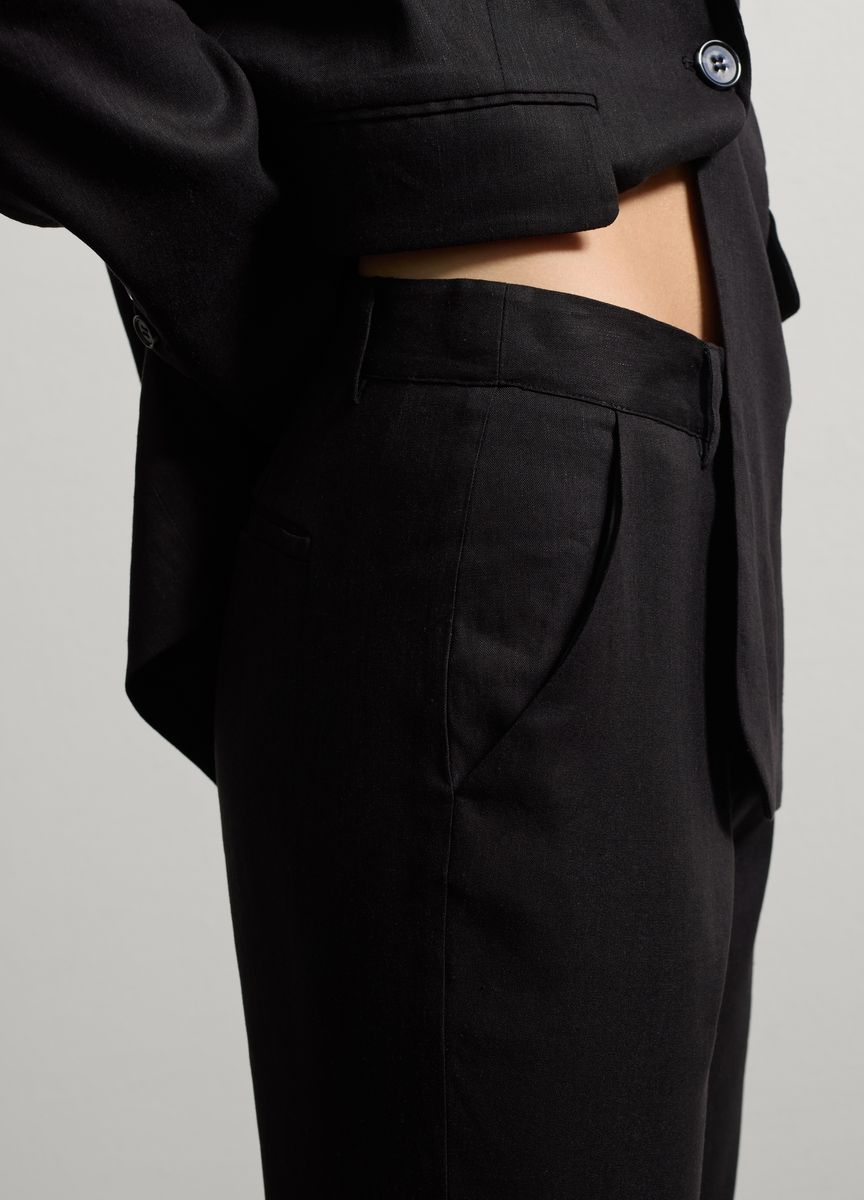 Klassischer Strick-Cardigan mit V-Ausschnitt