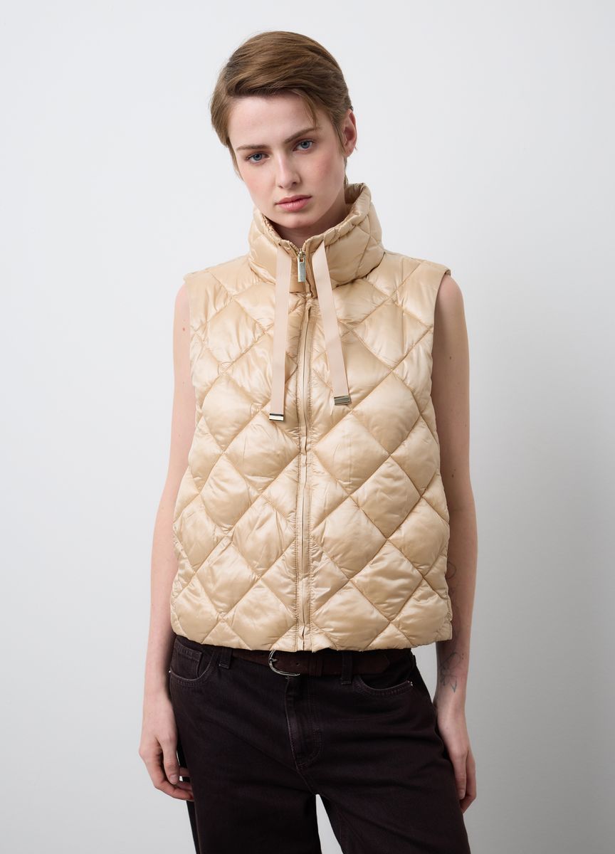 Klassischer Strick-Cardigan mit V-Ausschnitt