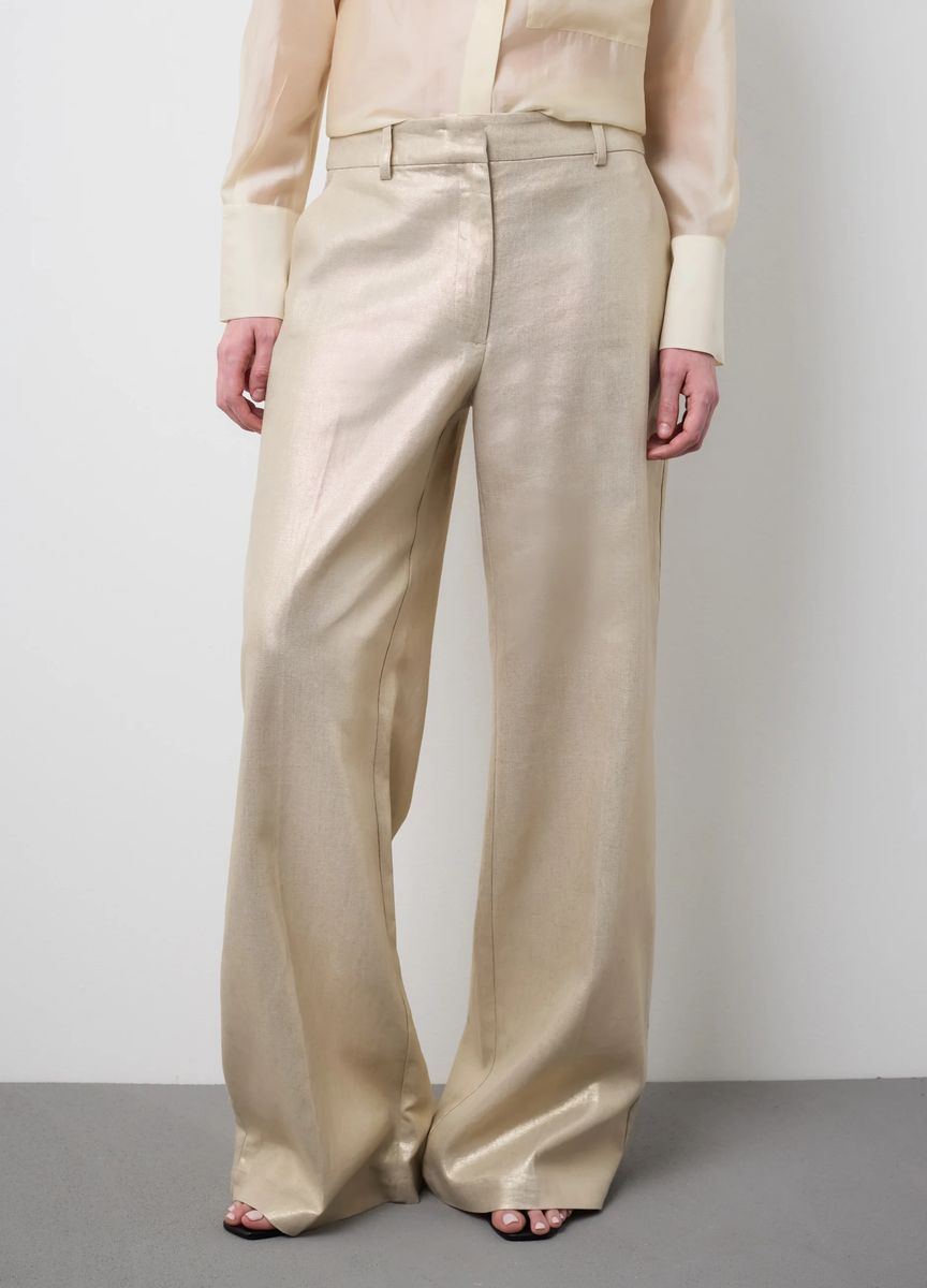 Klassischer Strick-Cardigan mit V-Ausschnitt