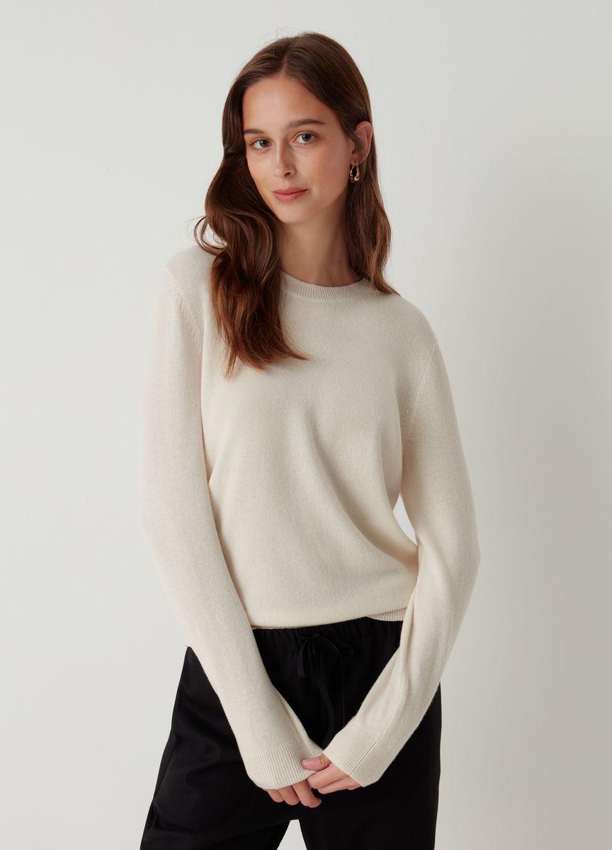 Klassischer Feinstrickpullover mit Rundhalsausschnitt