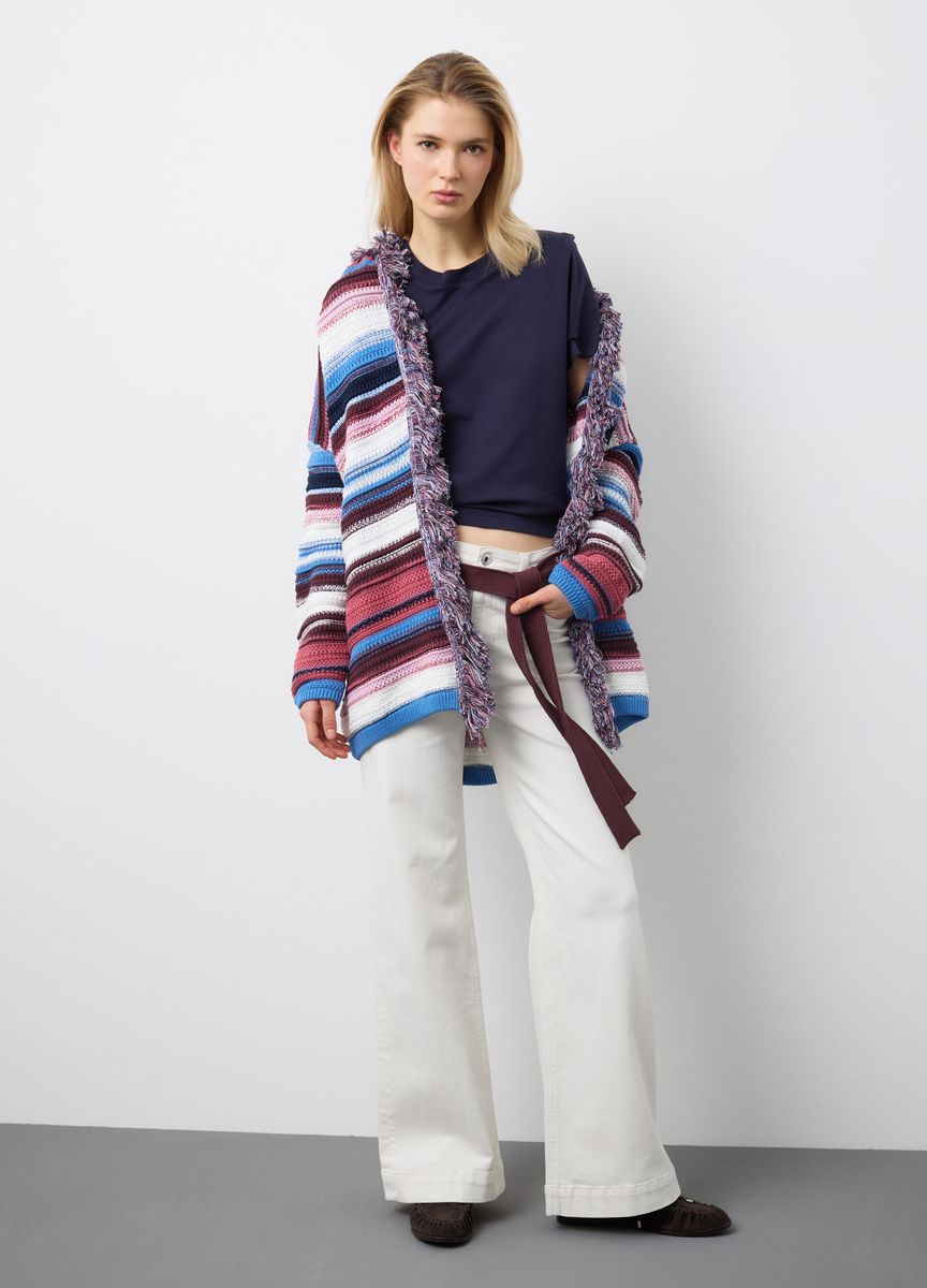 Klassischer Feinstrickpullover mit Rundhalsausschnitt