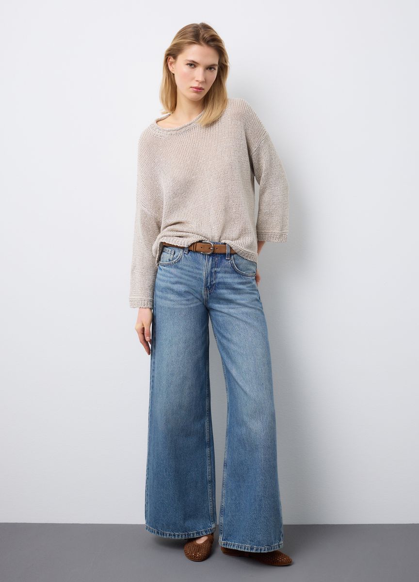 Minimalistischer übergroßer Strickschal