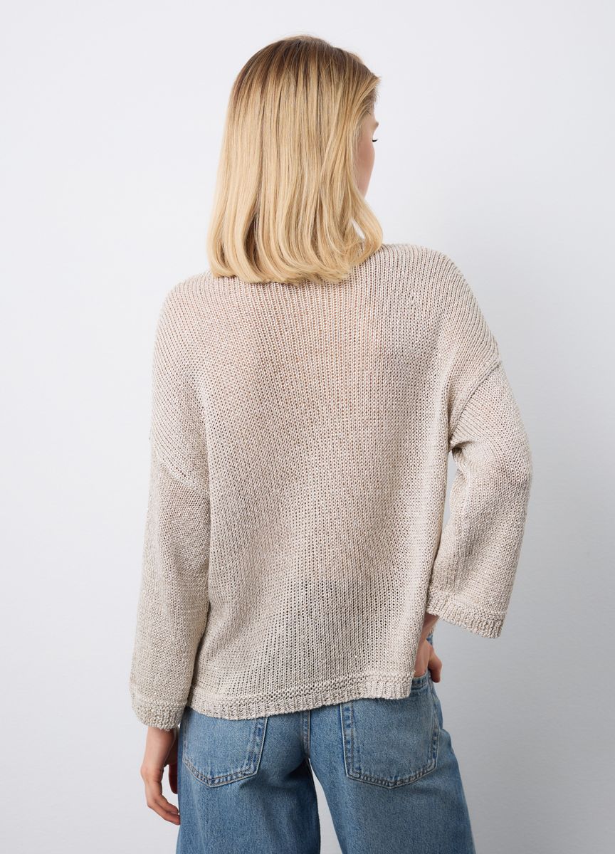 Minimalistischer übergroßer Strickschal