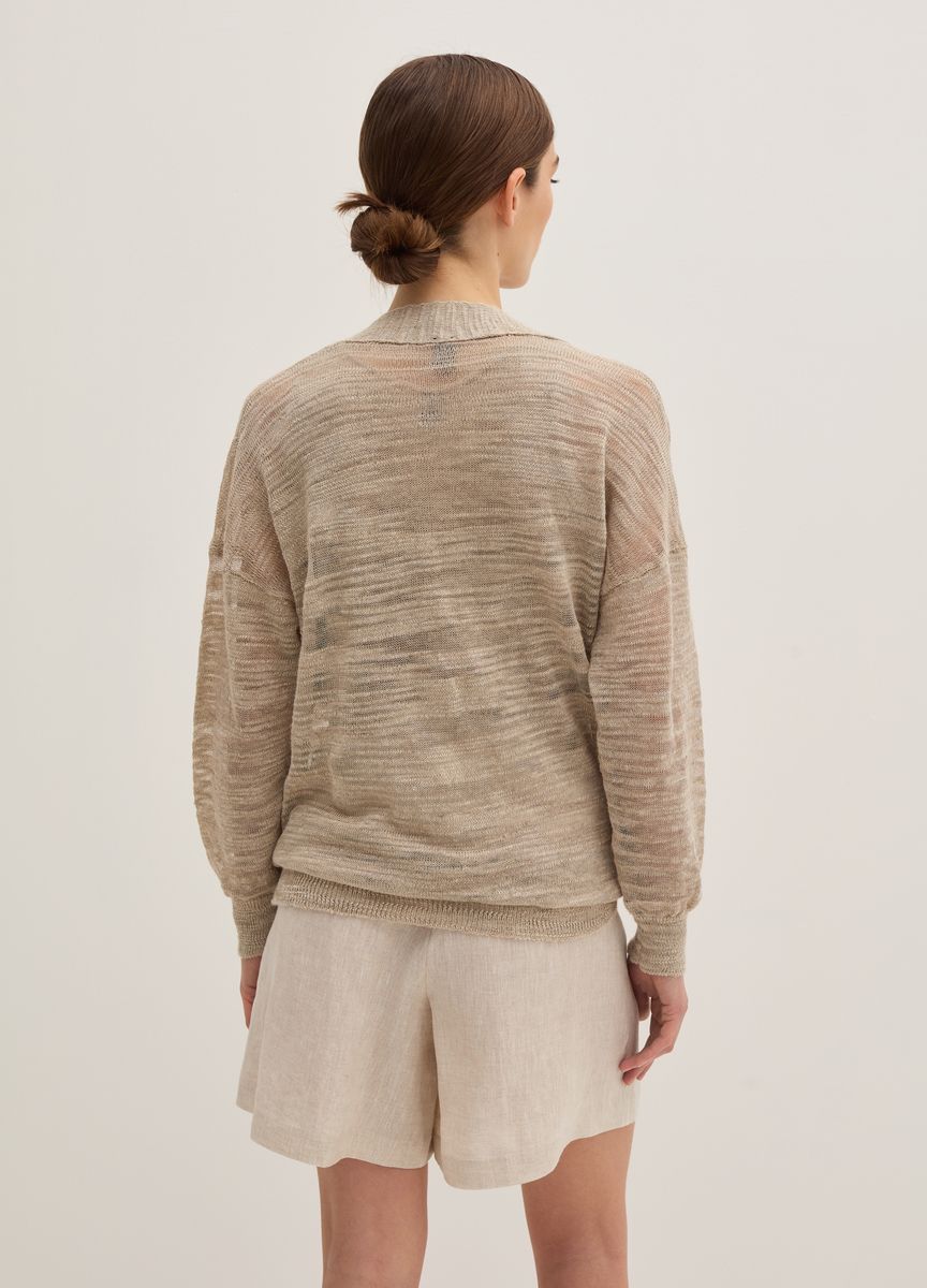 Minimalistischer übergroßer Strickschal