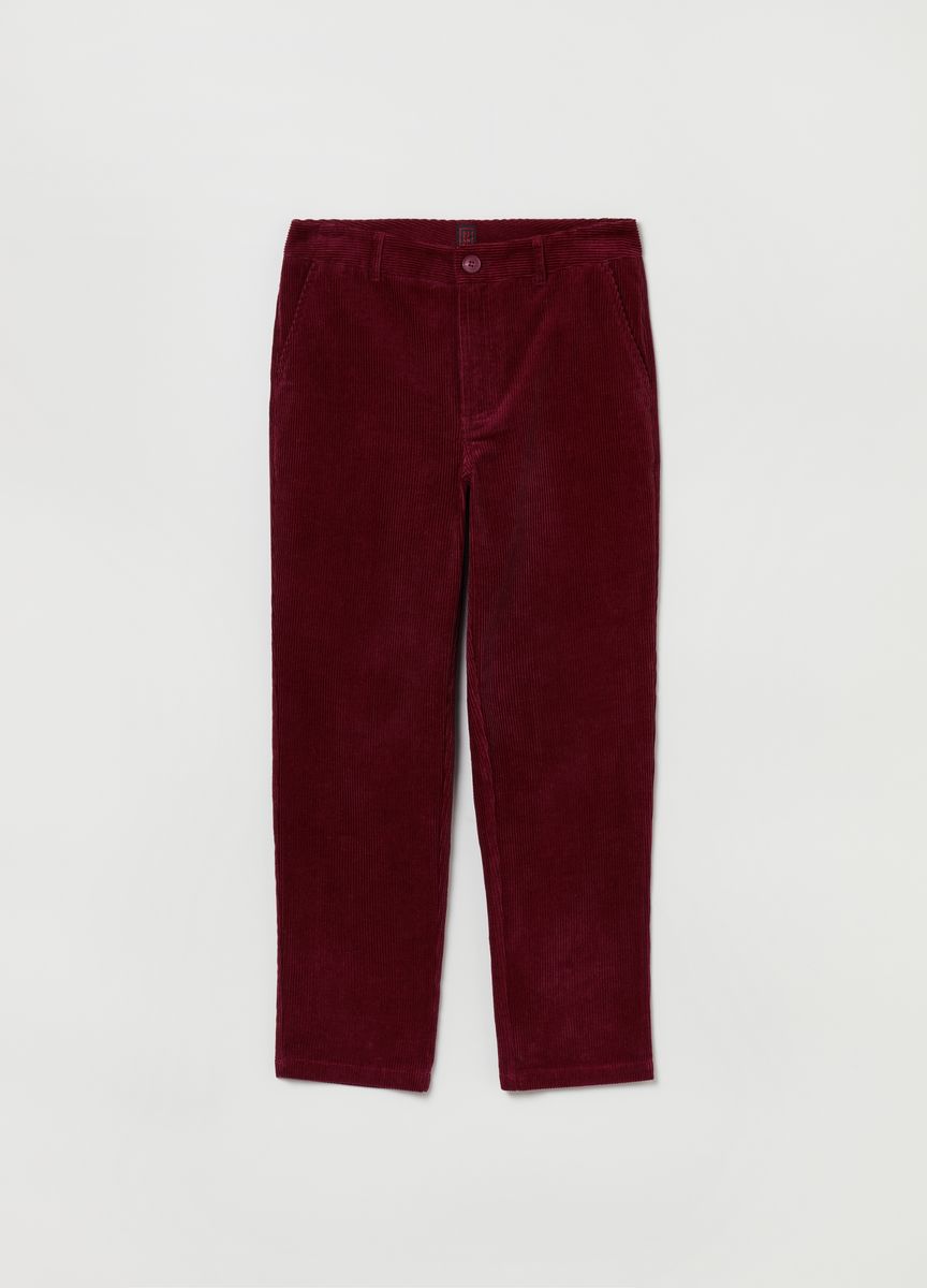 Schmalgerippte Cordhose mit Karottenschnitt