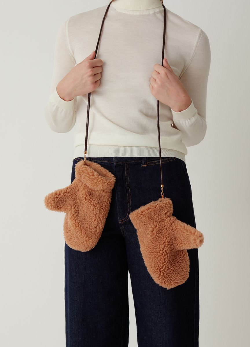 Flauschige Teddy-Fäustlinge mit Band