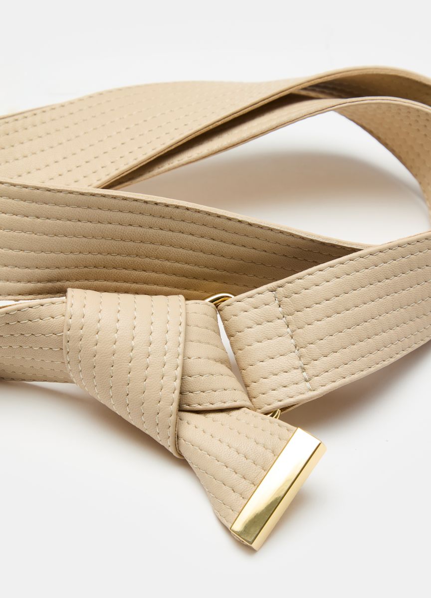 Eleganter Leder-Wickelgürtel mit Quasten