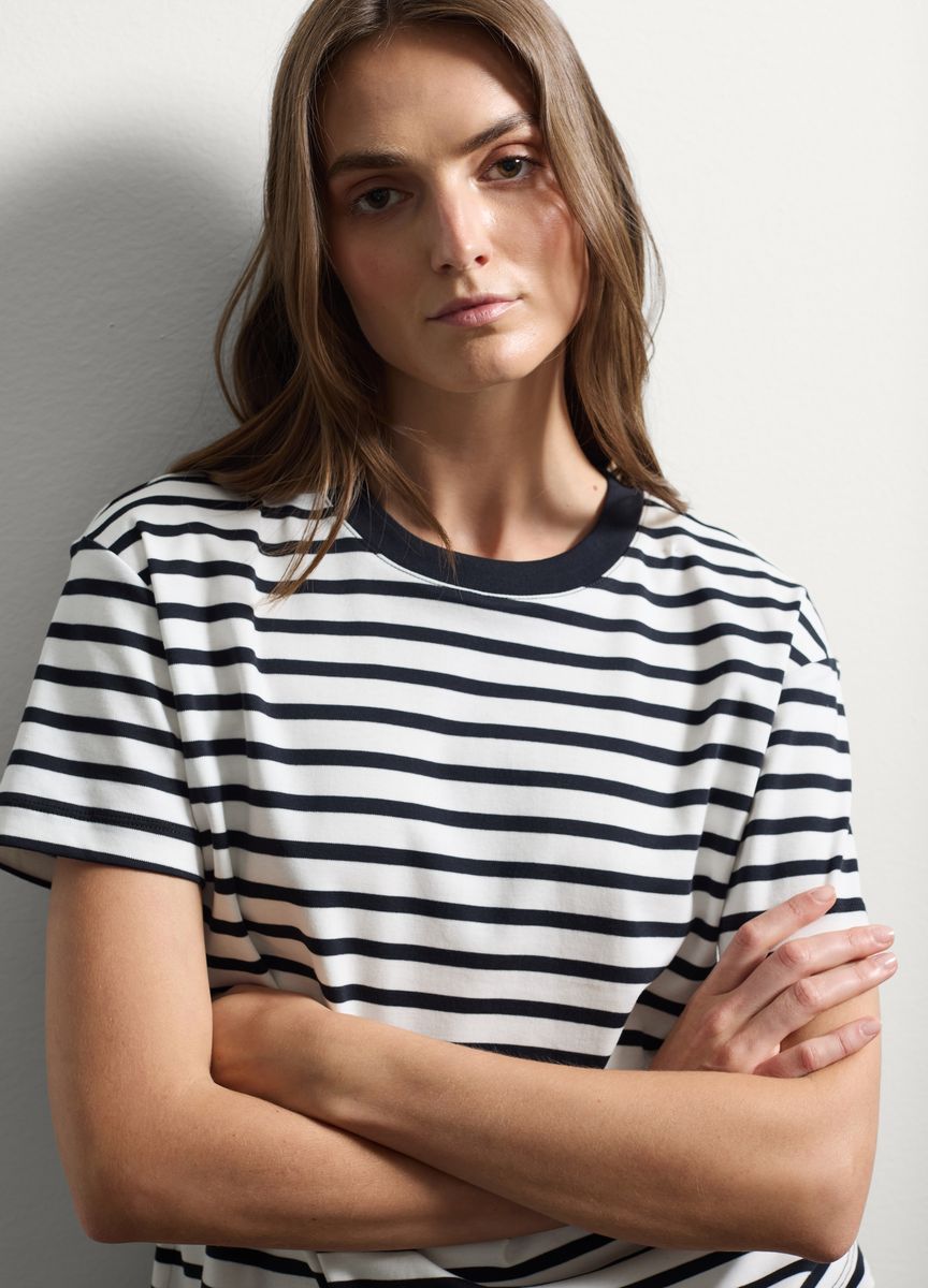 Essentielles Baumwoll-T-Shirt mit Rundhals