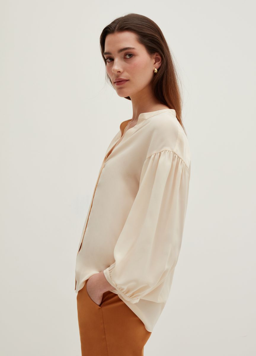 V-Ausschnitt Bluse mit Ballonärmeln