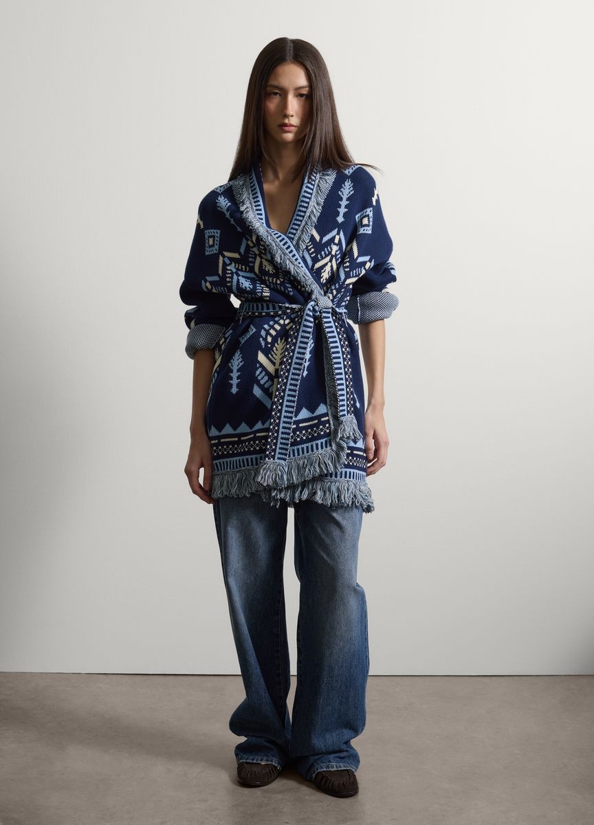 Minimalistischer langer Strickcardigan