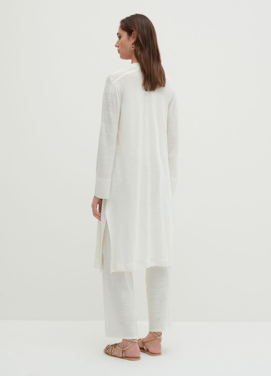 Minimalistischer langer Strickcardigan