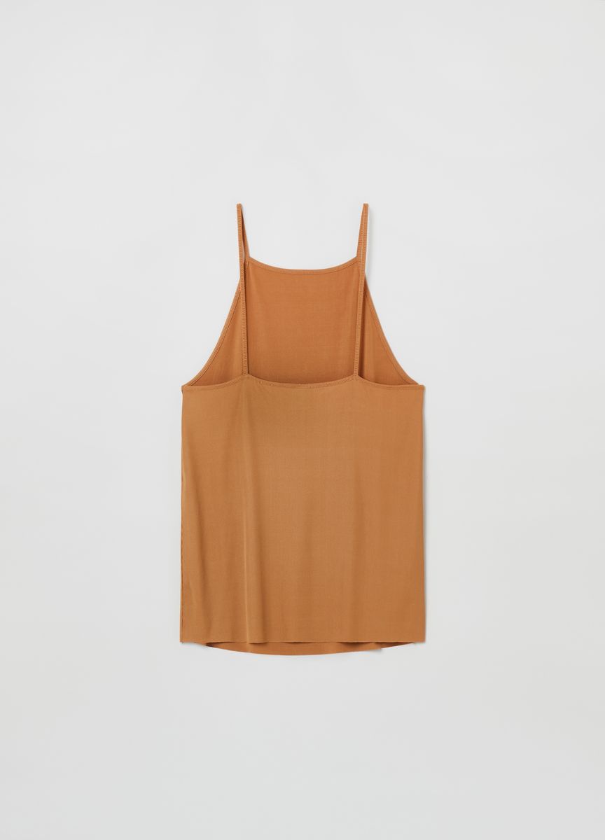 Minimalistisches Halterneck-Tanktop