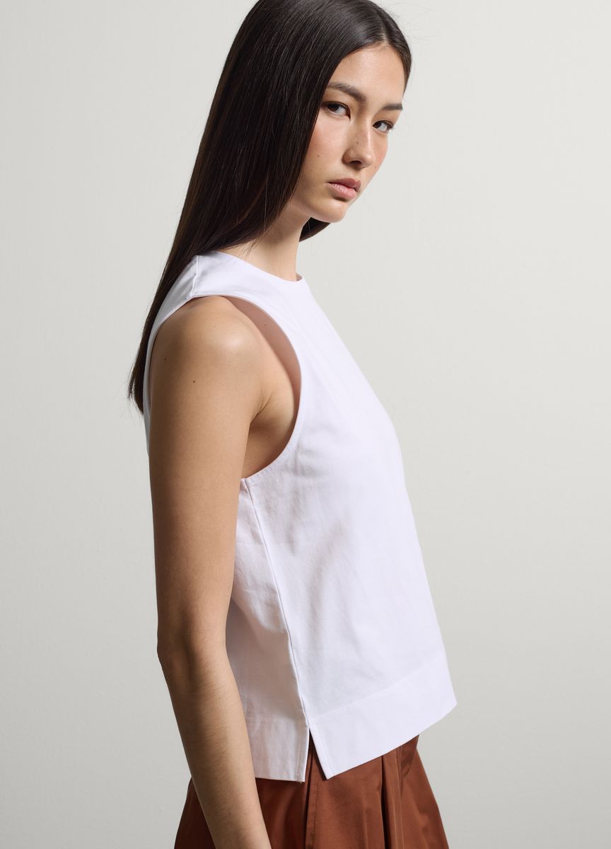 Minimalistisches Halterneck-Tanktop