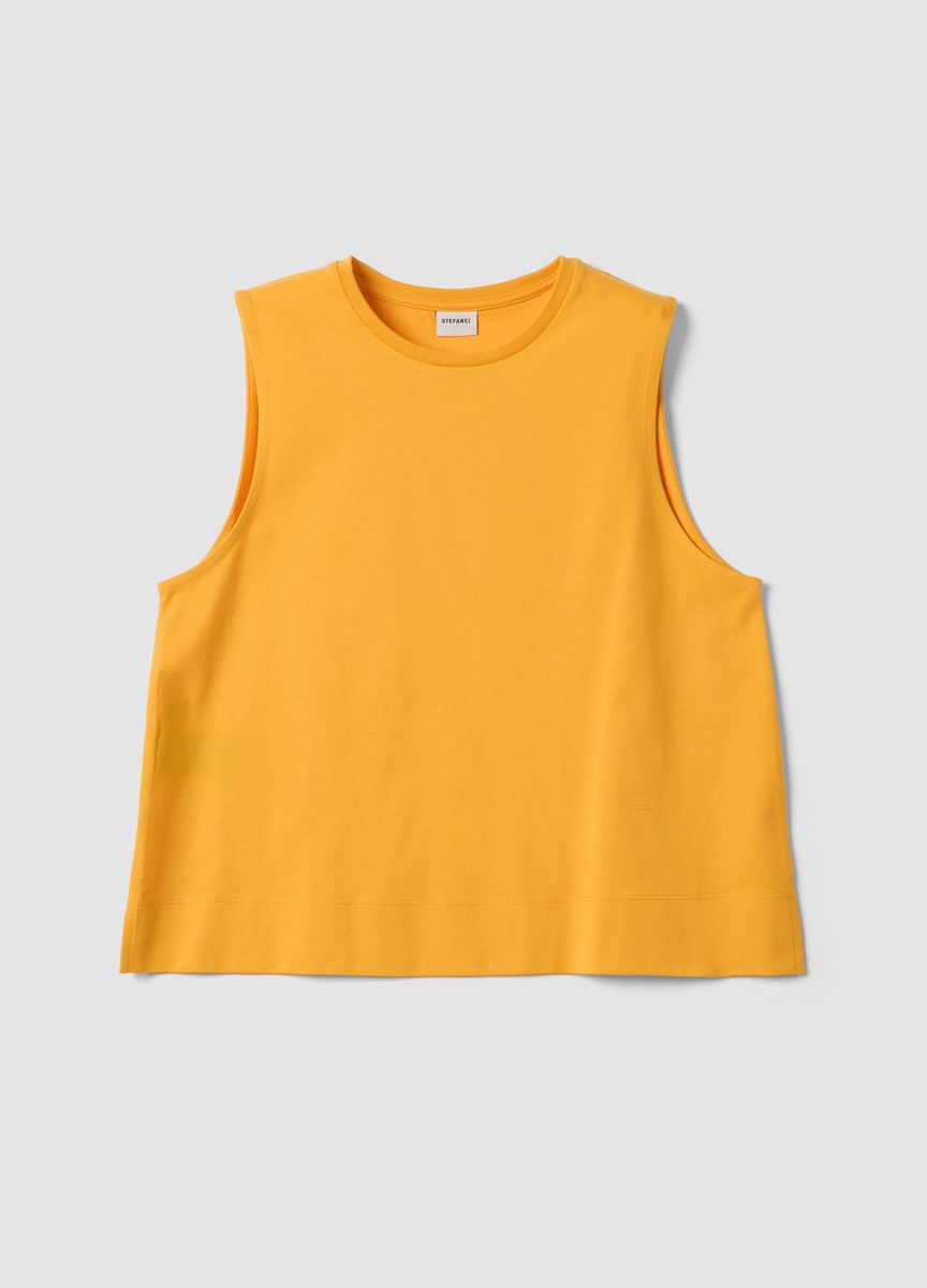 Minimalistisches Halterneck-Tanktop