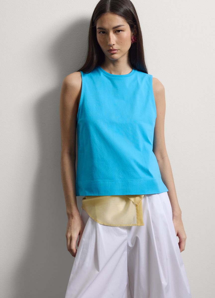 Minimalistisches Halterneck-Tanktop
