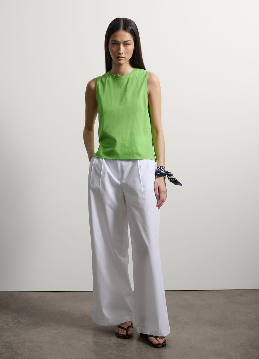 Minimalistisches Halterneck-Tanktop