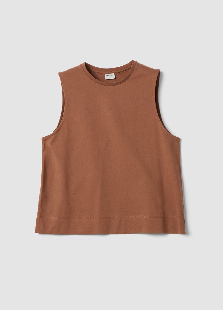 Minimalistisches Halterneck-Tanktop