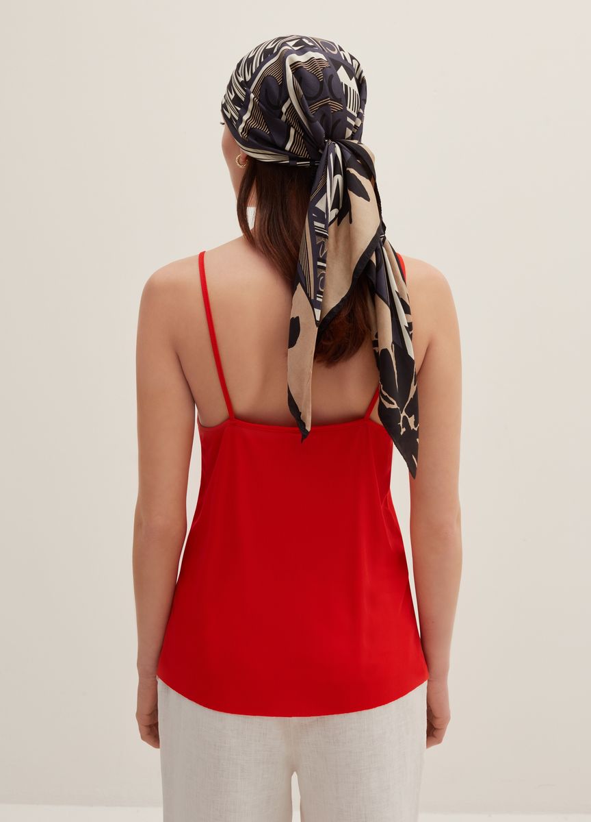 Minimalistisches Halterneck-Tanktop