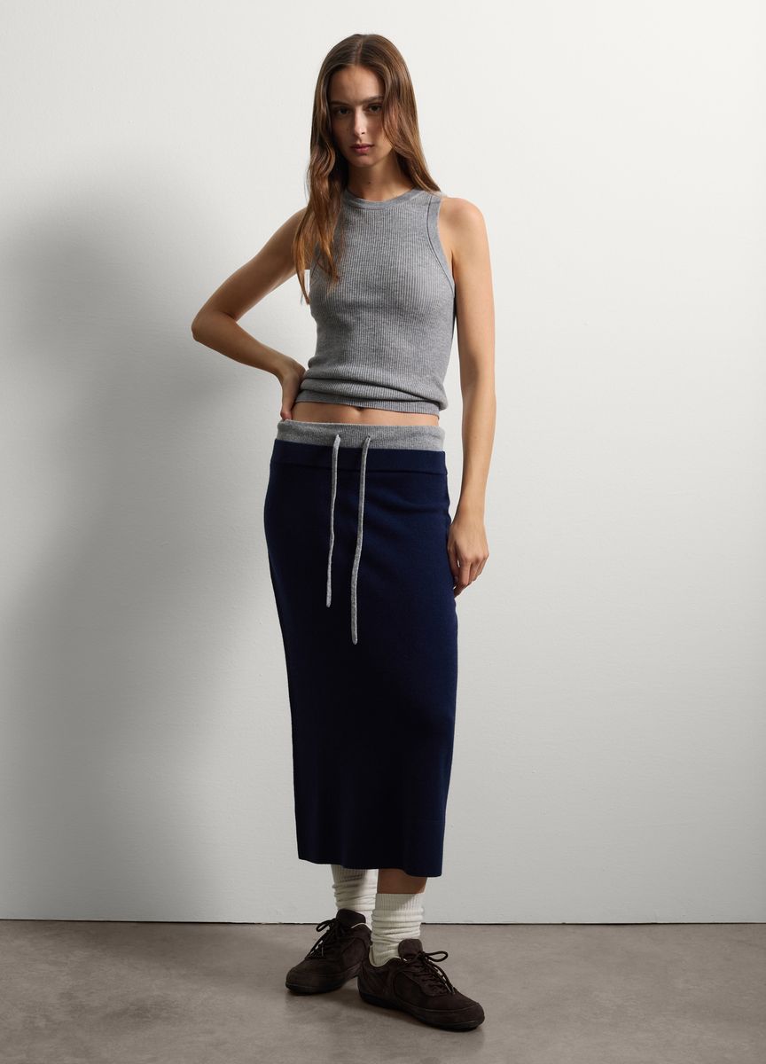 Lagiges Midikleid mit Empire-Taille