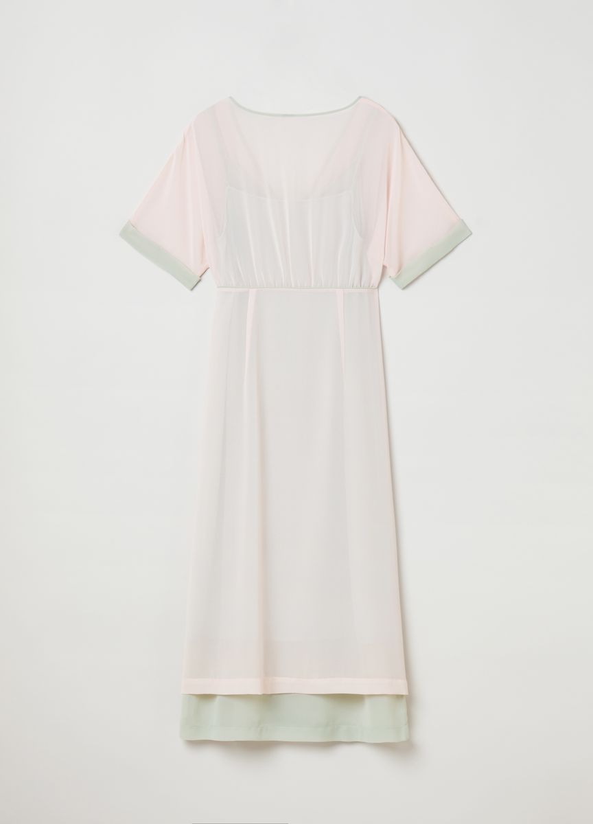 Lagiges Midikleid mit Empire-Taille
