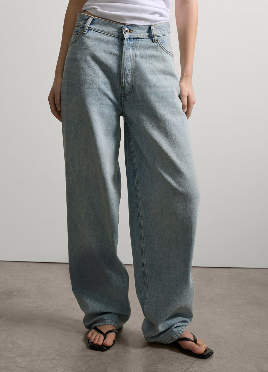 Klassische Stoffhose mit Bügelfalte