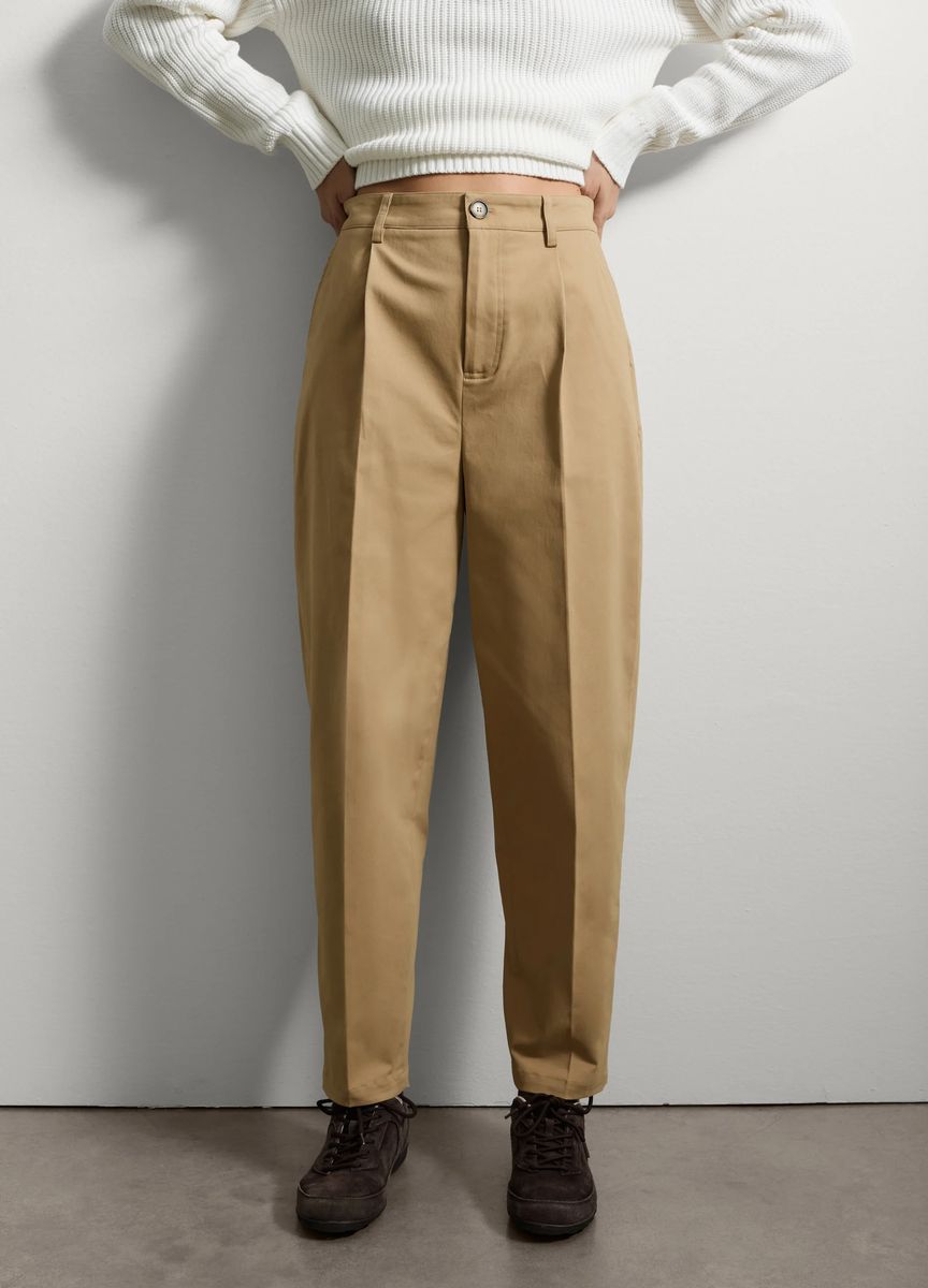 Klassische Stoffhose mit Bügelfalte