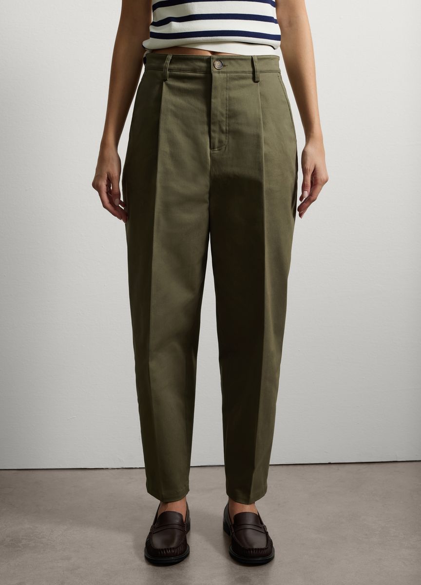 Klassische Stoffhose mit Bügelfalte